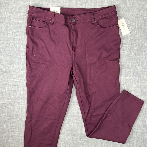 Style & Co Berry Ponte Knit Ultra Skinny Pants Regular Size 6 Plus Size 16 & 18 - Picture 2 of 6